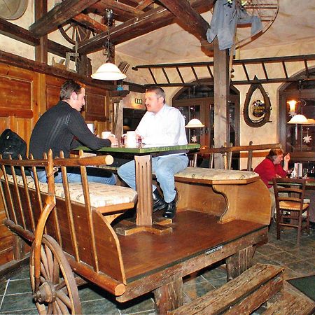 Hotel Zum Gruendle Обергоф Екстер'єр фото