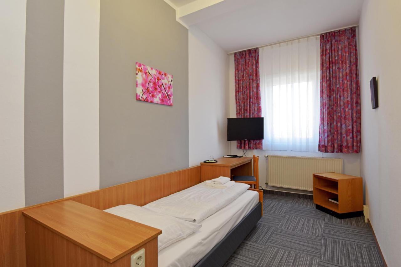 Hotel Zum Gruendle Обергоф Екстер'єр фото