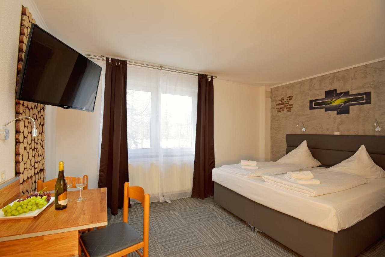 Hotel Zum Gruendle Обергоф Екстер'єр фото